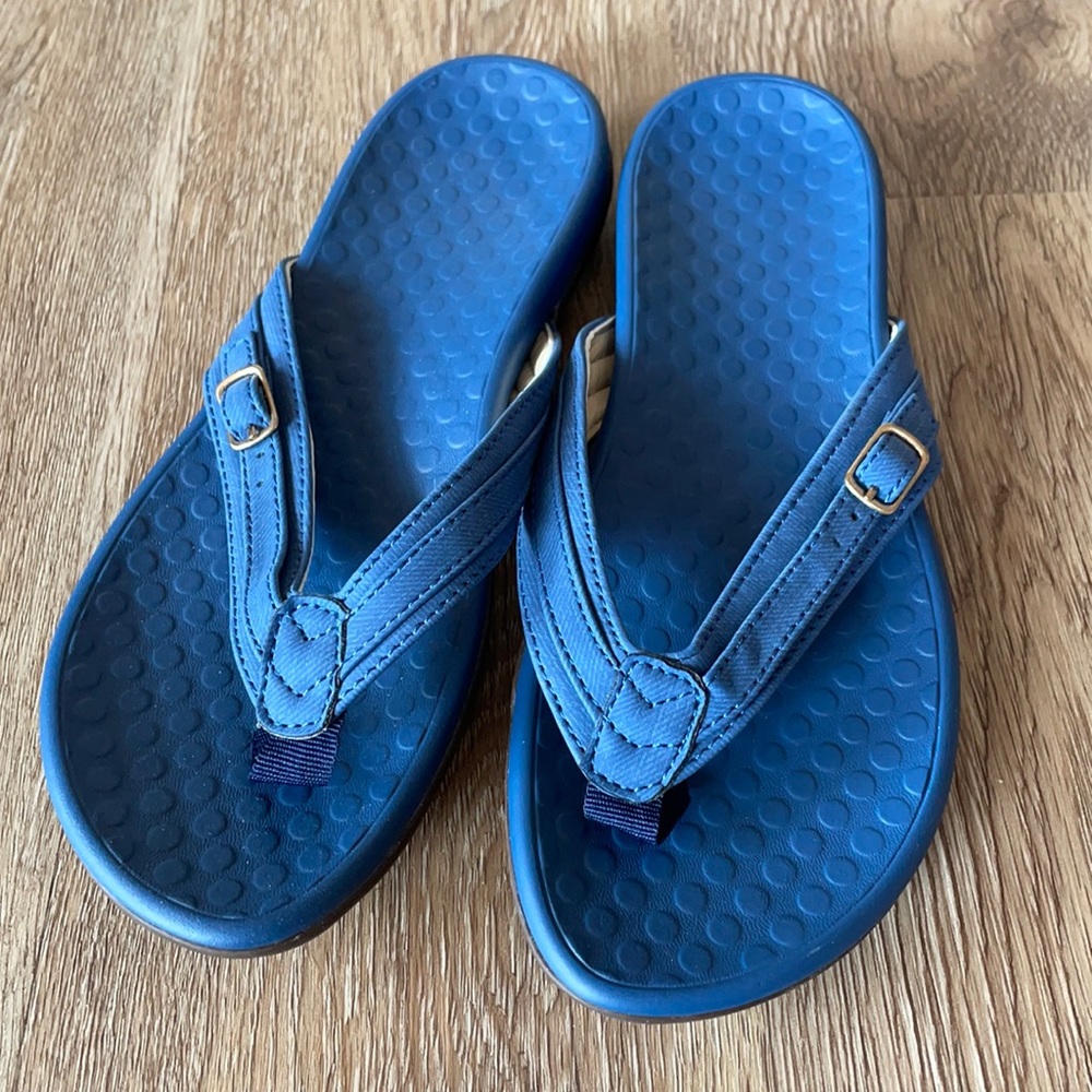 Vionic Blue Thong Sandal with Buckle Detail